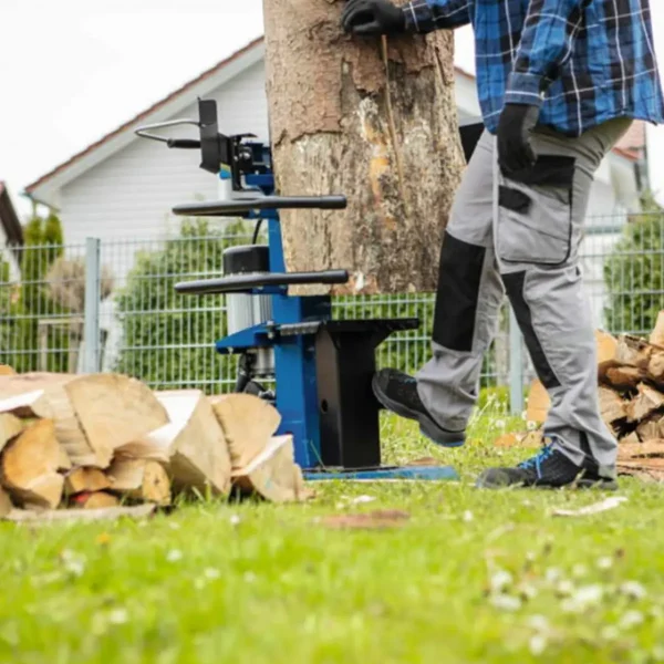 Mașină de despicat bușteni COMPACT 8T | 400V | Scheppach